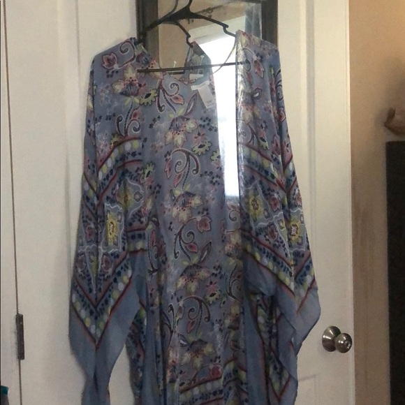 Maurice’s Kimono - Picture 2 of 4